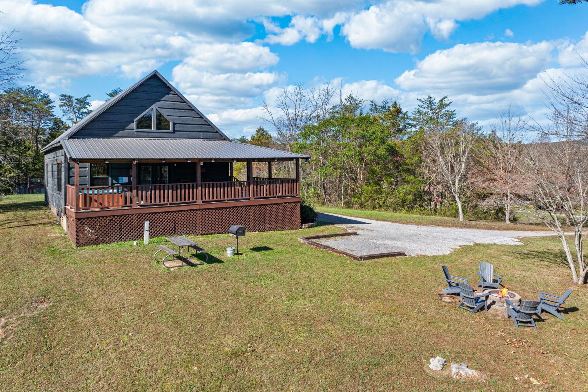 Twin Cub Lodge Tuckaleechee Bagian luar foto